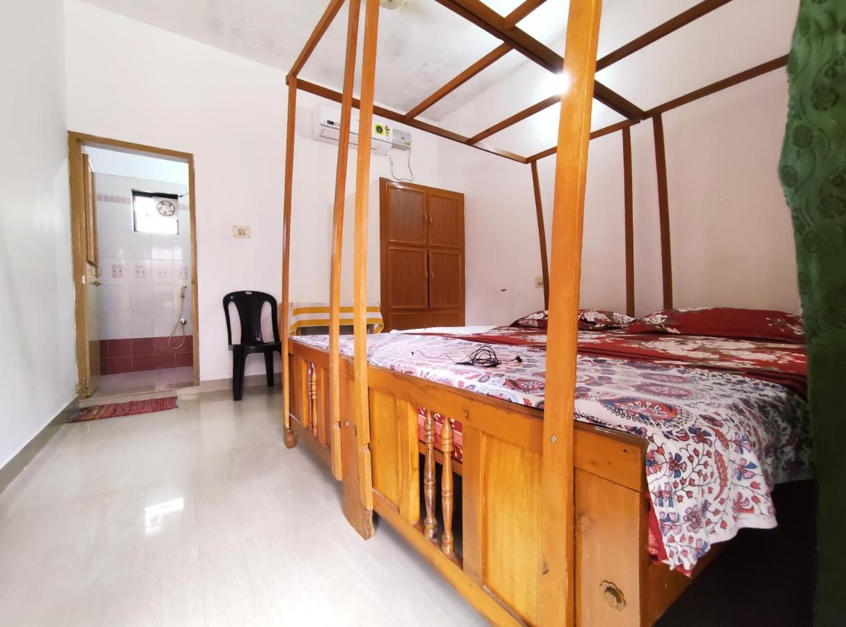 Kaithakuzhi Home Stay Varkala Bagian luar foto