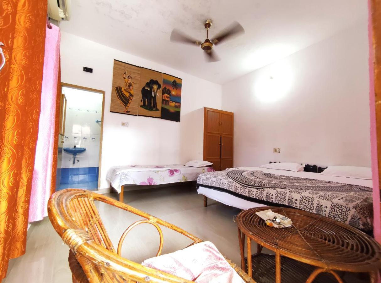 Kaithakuzhi Home Stay Varkala Bagian luar foto